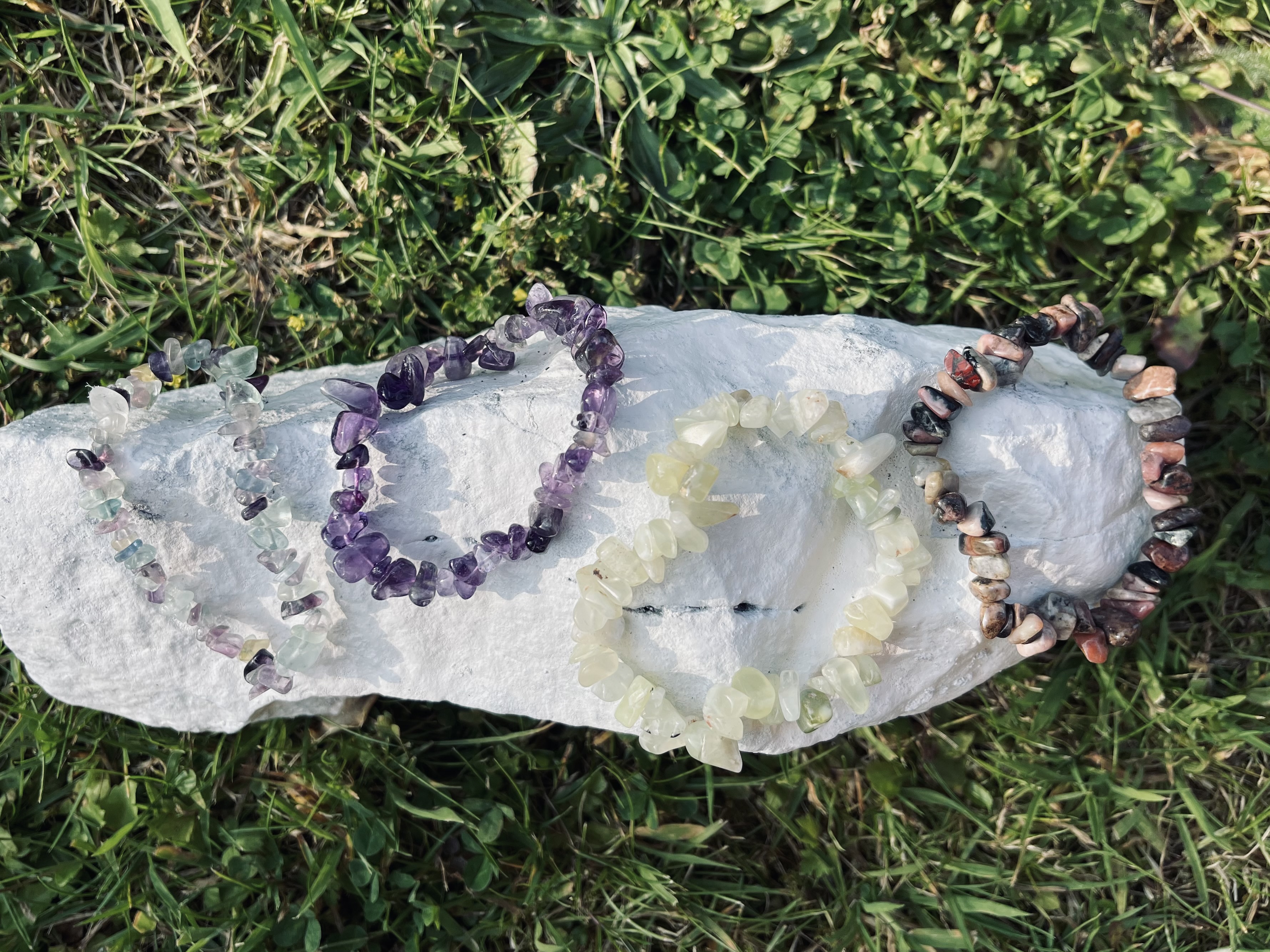 Crystal bracelets and healing crystals